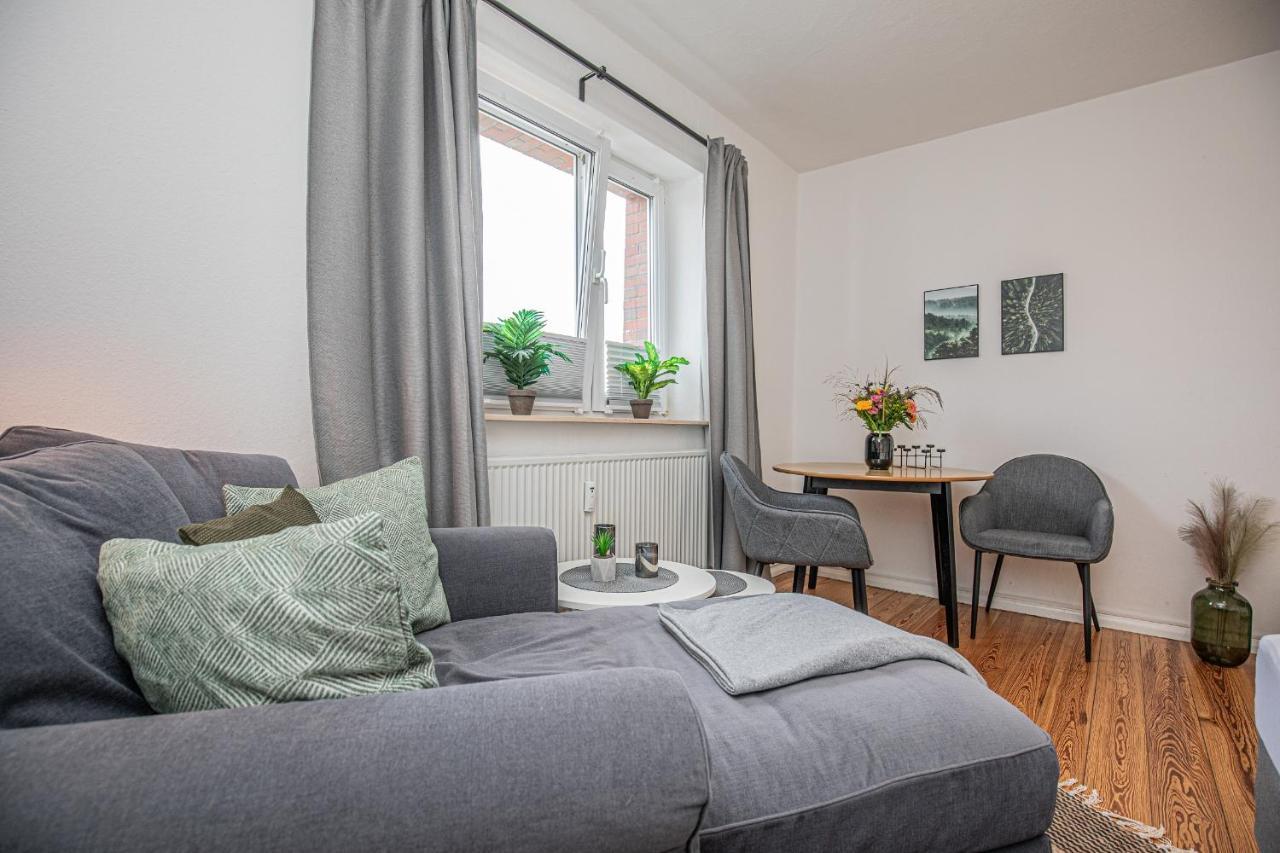 Fewo1846 - Kommood - Zentral Gelegenes Studio-Apartment Mit Balkon Im Hochparterre 弗伦斯堡 外观 照片