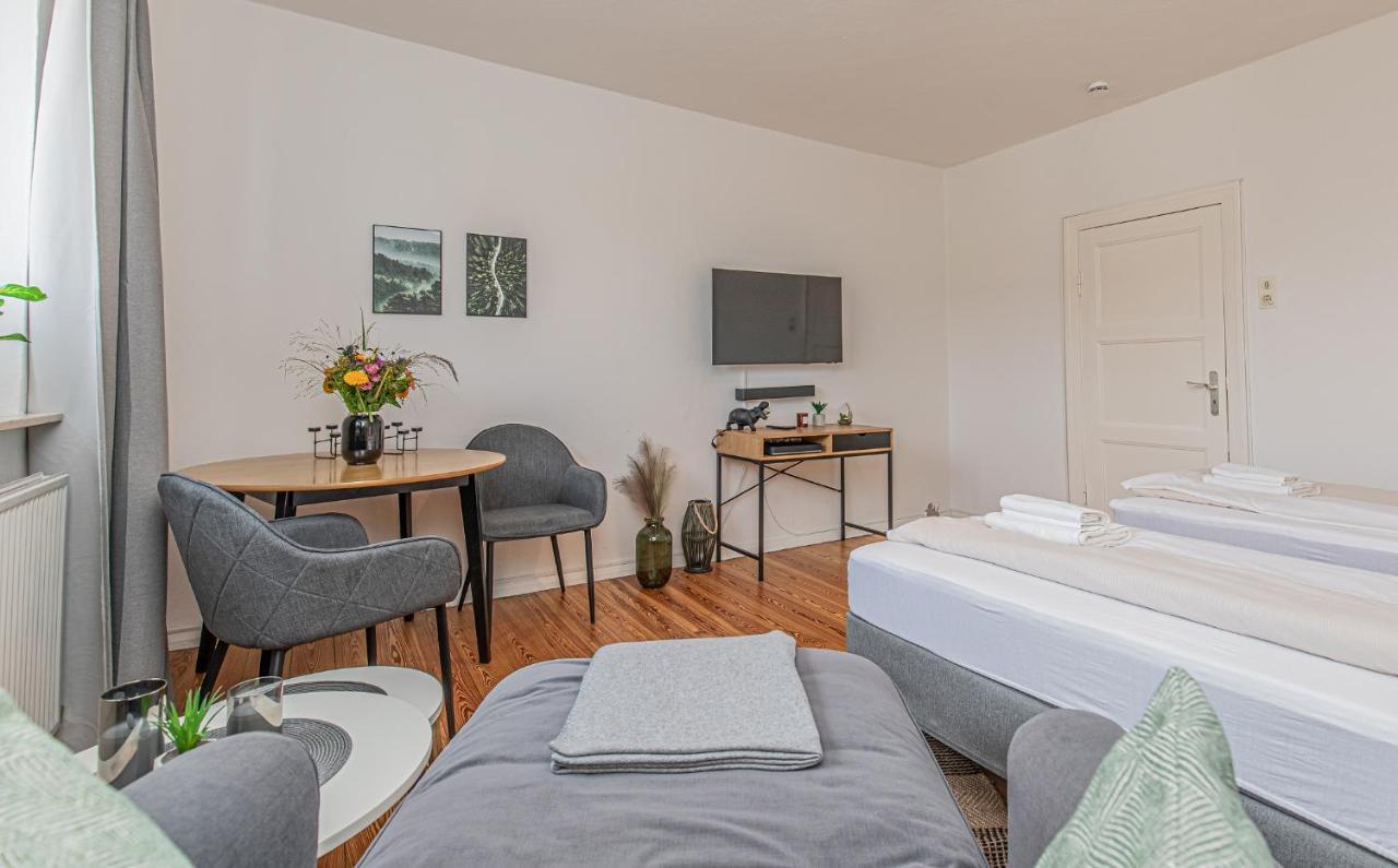 Fewo1846 - Kommood - Zentral Gelegenes Studio-Apartment Mit Balkon Im Hochparterre 弗伦斯堡 外观 照片
